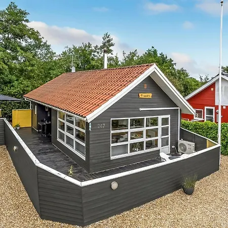 Two-bedroom In * Hemmet