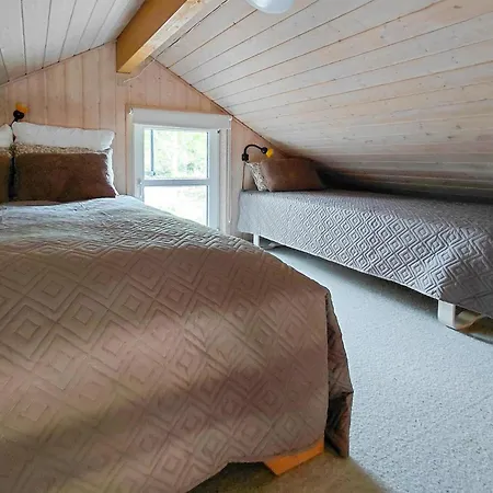 Nice Home In Hemmet With Wifi Hemmet