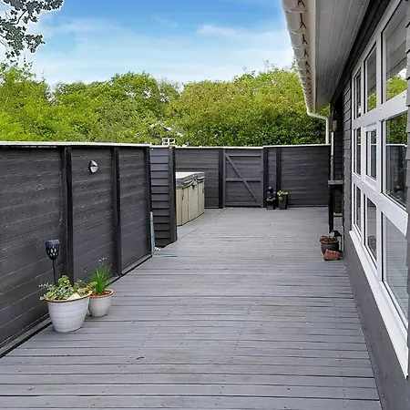 Nice Home In Hemmet With Wifi
